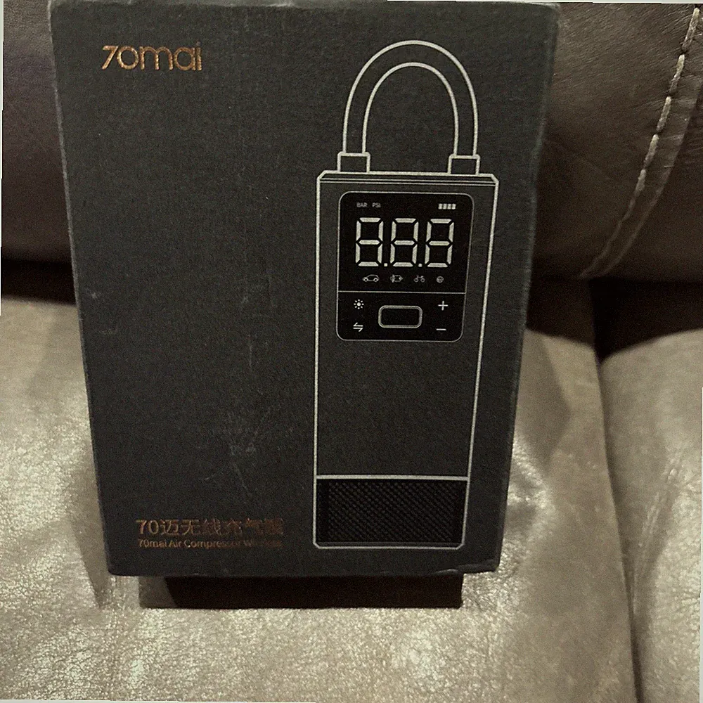 Xiaomi Portable Electric Air Compressor Electric Air Pump Treasure 150psi